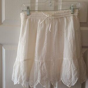 EUC Aerie Eyelet Lined Mini Skirt Cream Size Small Petite